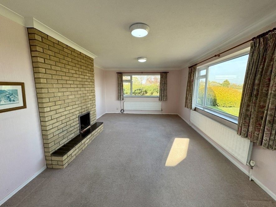 Property photo 2 of 30