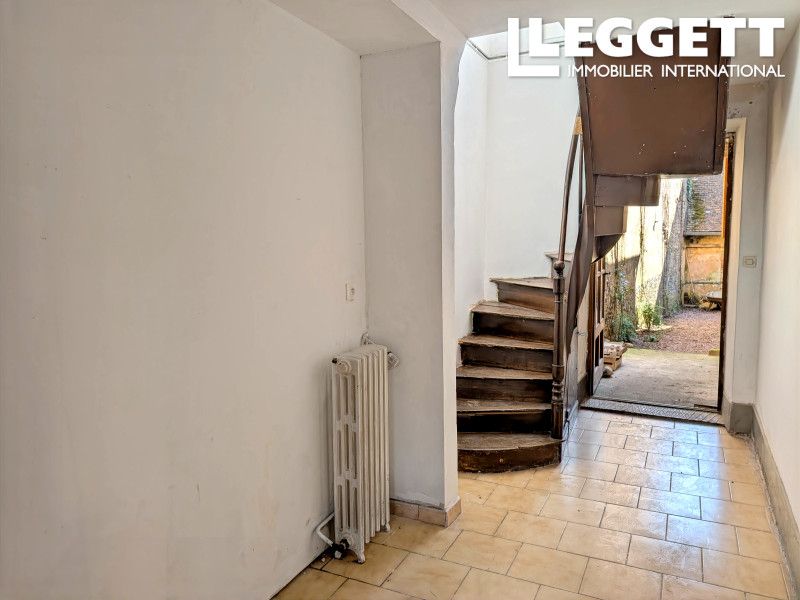 Property photo 3 of 10