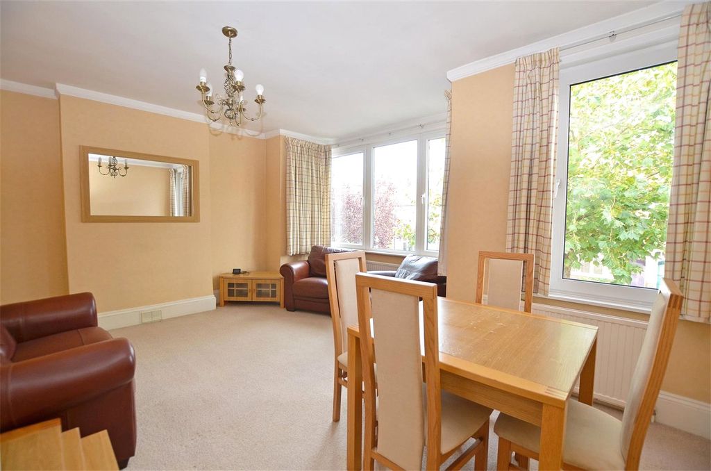 Property photo 3 of 7 Picture No. 05