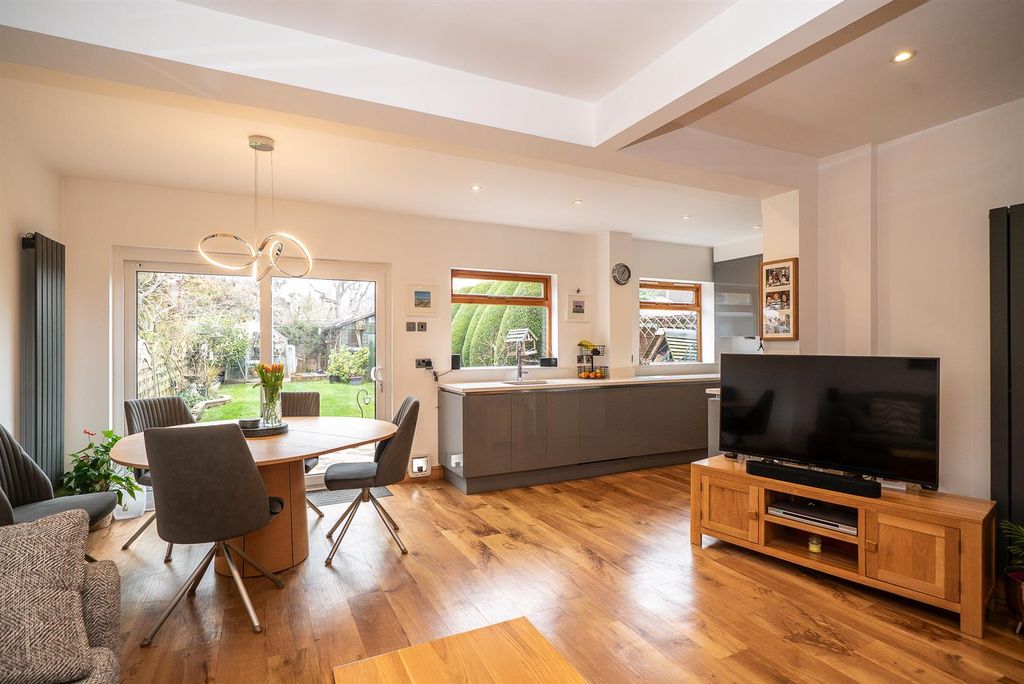 Property photo 3 of 28 Open Plan Kitchen/Dining/Family Room