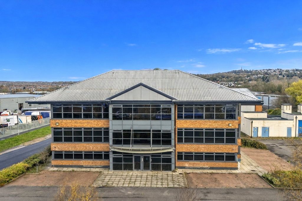 Property photo 1 of 14 Picture No. 18