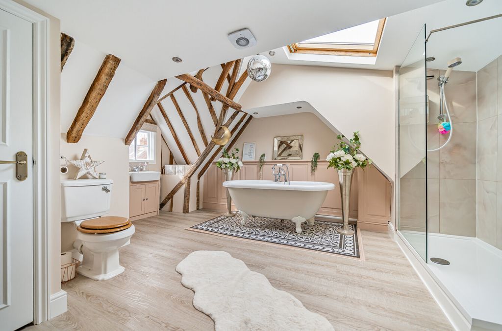 Property photo 3 of 16 1190659 (9)