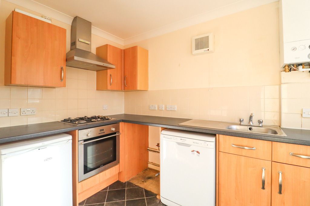 Property photo 3 of 11 4655372