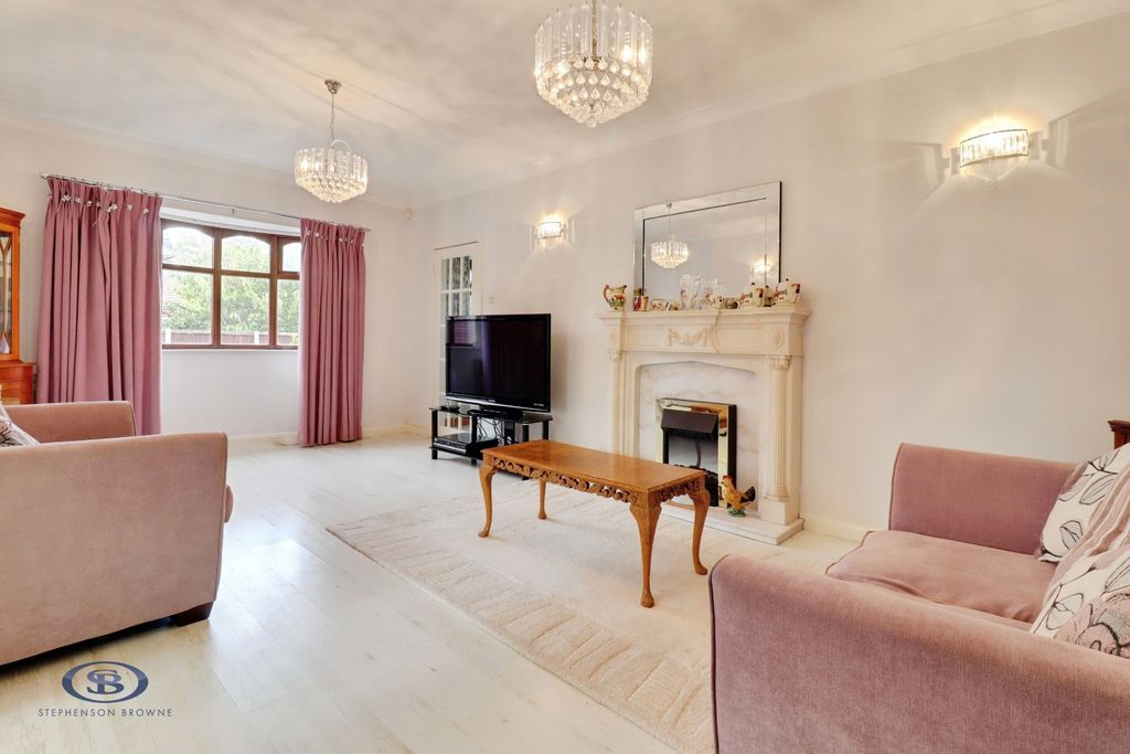 Property photo 2 of 23 Pbox-Img.Jpg