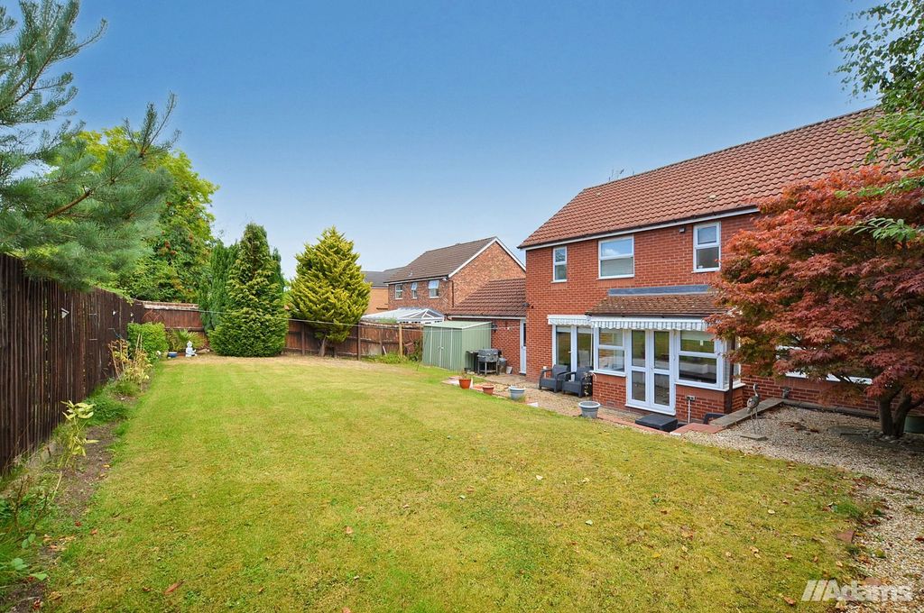 Property photo 2 of 35