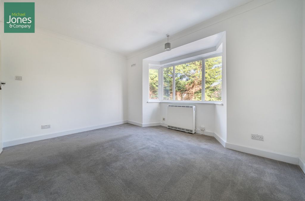 Property photo 3 of 14 Living Room