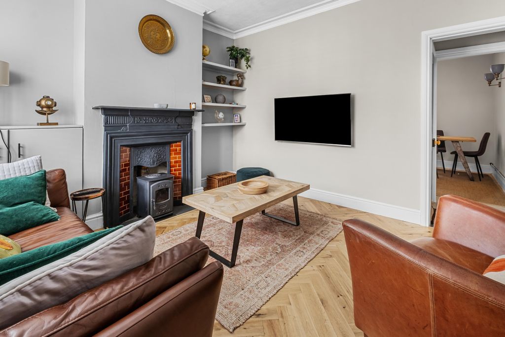 Property photo 3 of 18 Dscf0211