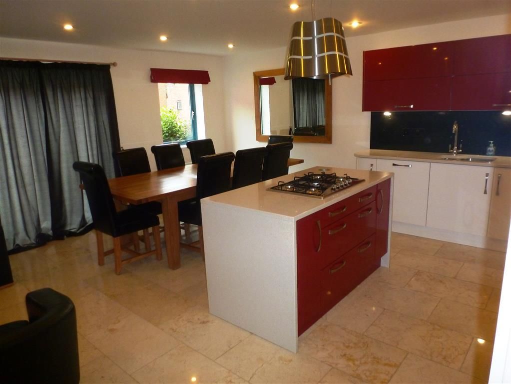 Property photo 3 of 22 Dining Room