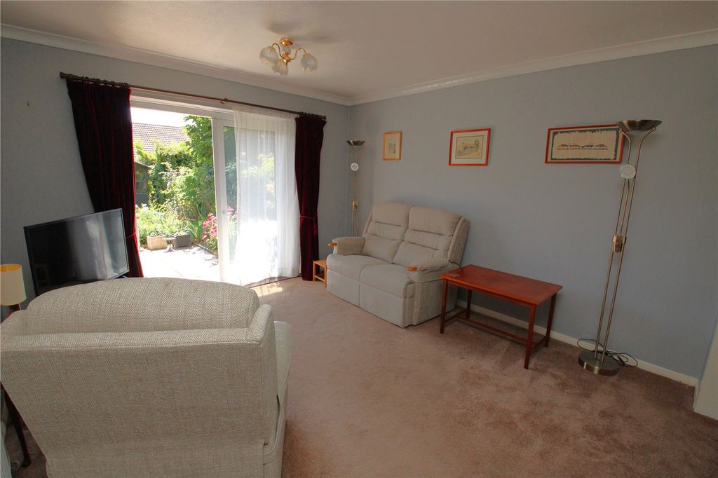 Property photo 3 of 22 Picture No. 17