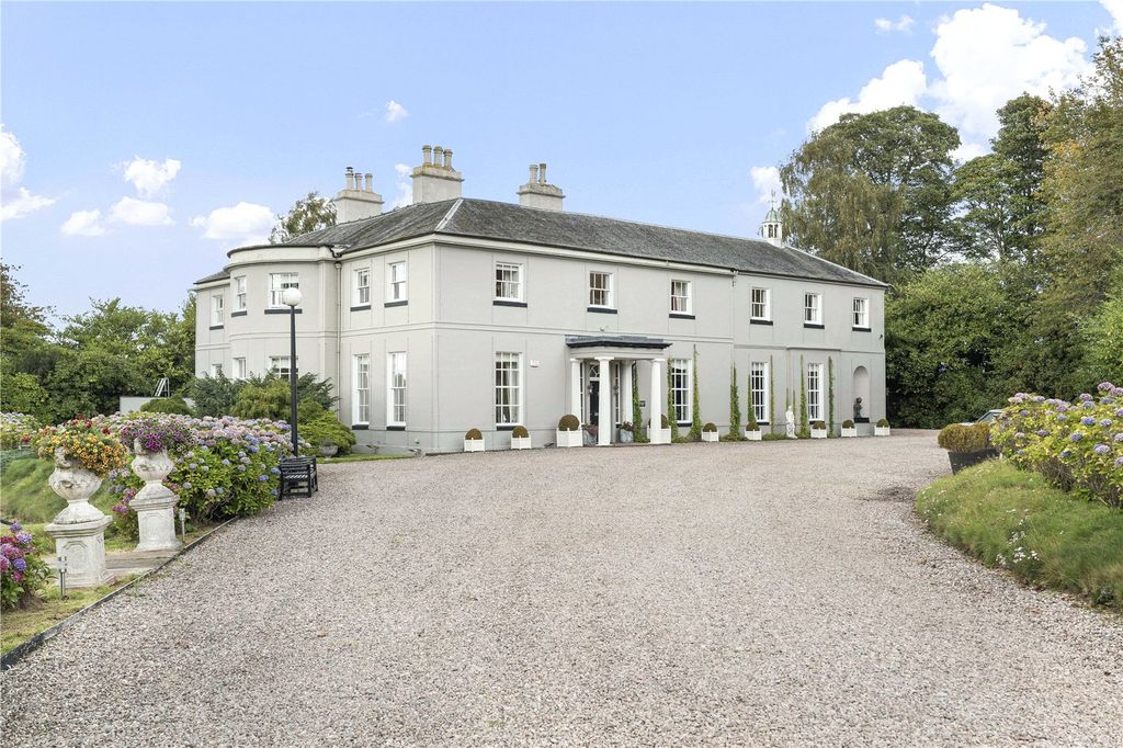 Property photo 1 of 66 Johnston Lodge