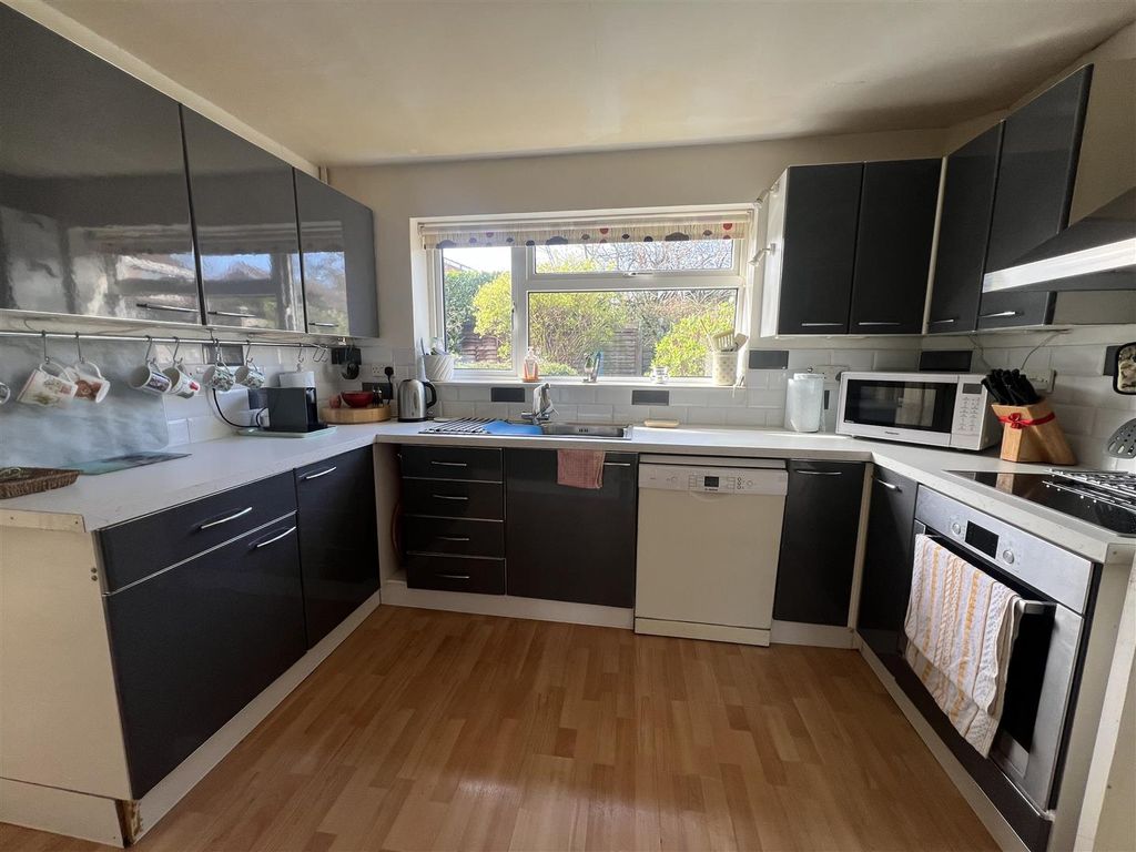 Property photo 2 of 22 Img_5565.Jpeg