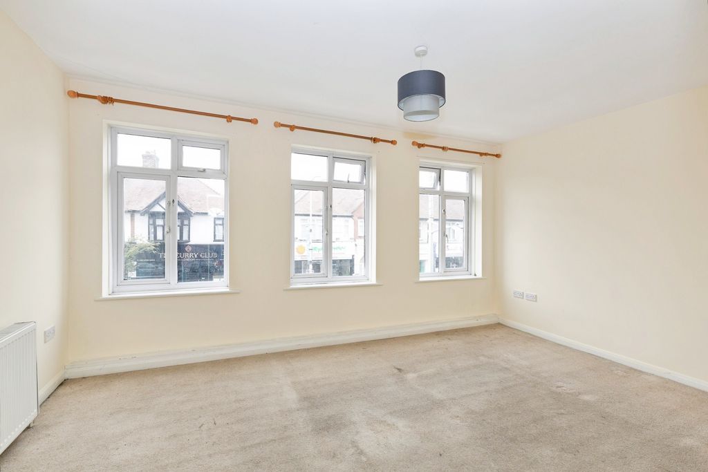 Property photo 2 of 18 Photo