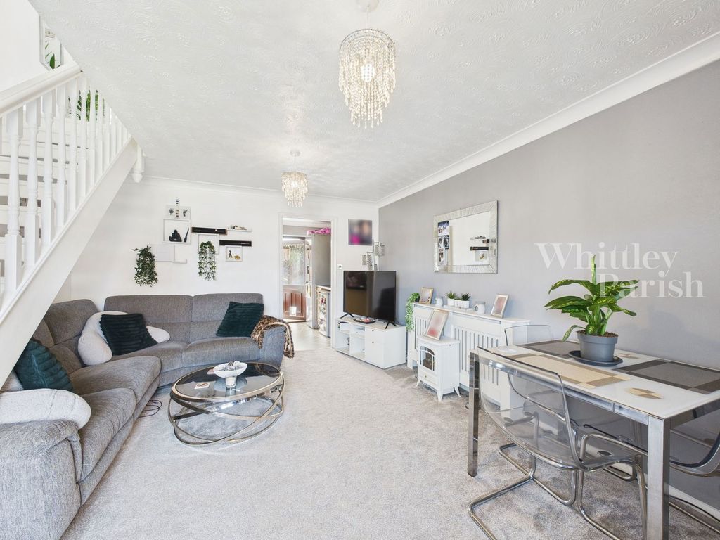 Property photo 2 of 15