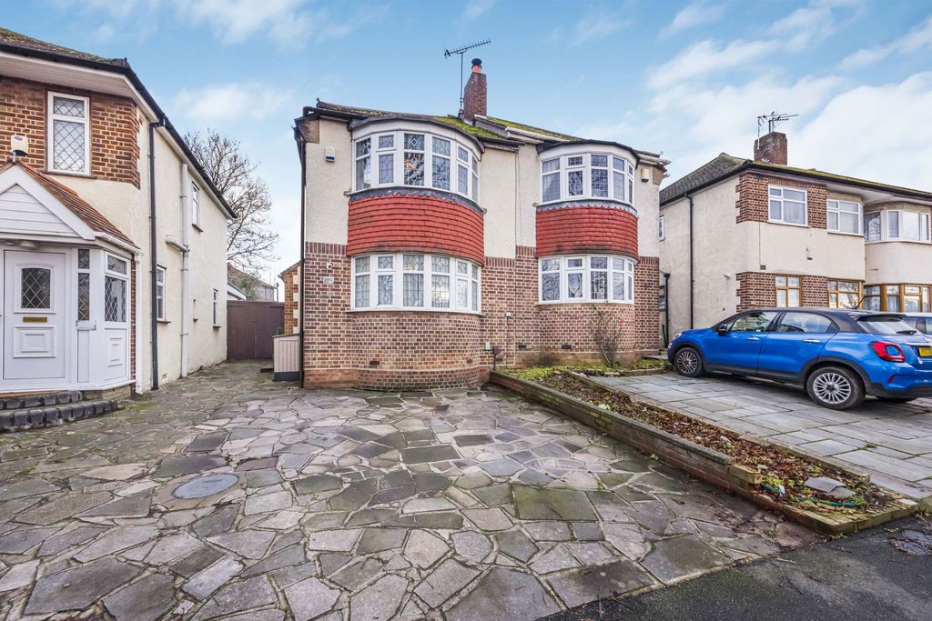 Property photo 1 of 19