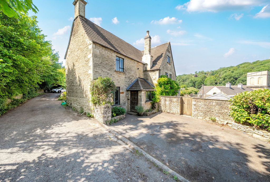 Property photo 1 of 22 1306550-1-6852cd8...