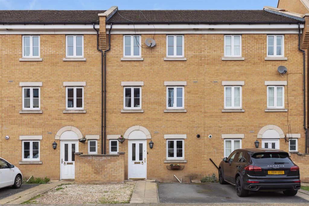 Property photo 3 of 19 Pbck9717.Jpg