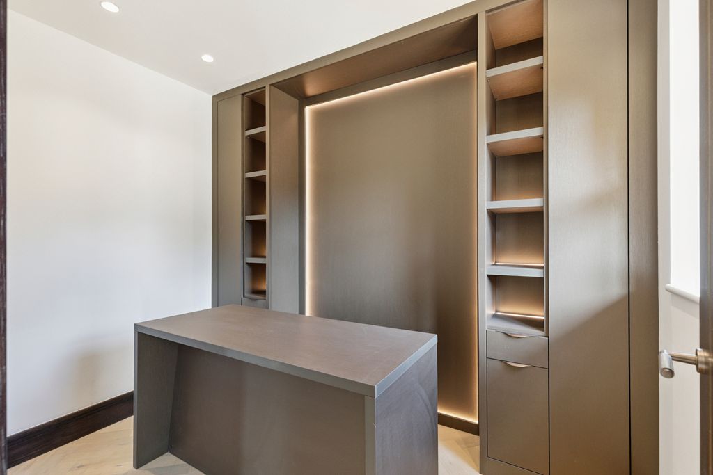 Additional image 10 of 5 bed detached house for salePipers Pipers Green Lane, Edgware HA8