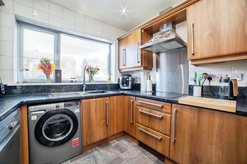 Property photo 3 of 14 Pbox-Img.Jpg