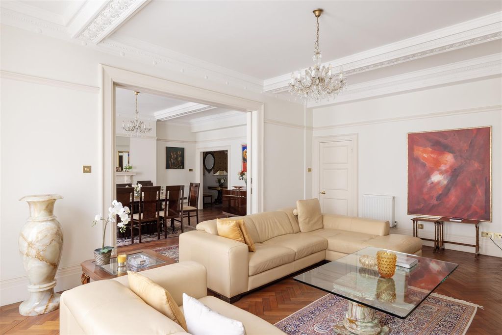 Property photo 3 of 17 Hansonâ€™S Estate-7 Claridges House-13_Hi.Jpg