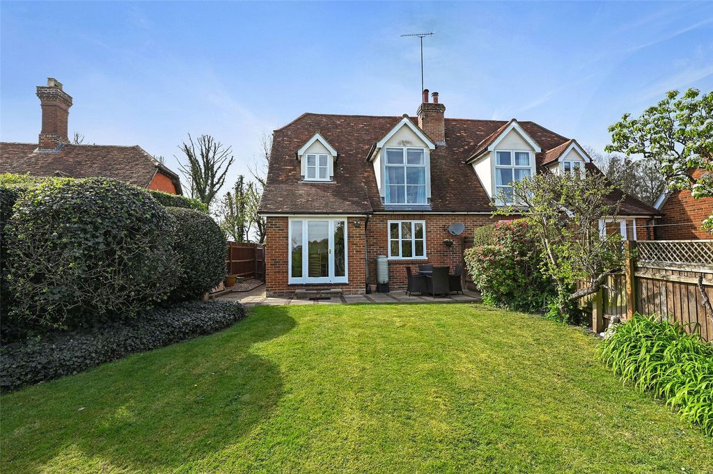 Property photo 2 of 32 Picture No. 29