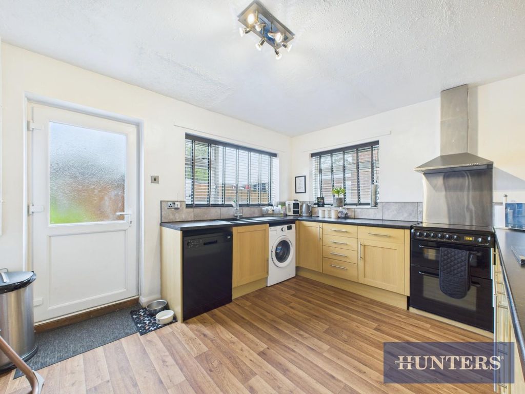 Property photo 3 of 20 Cam05333G0-Pr0051-Still008.Jpg