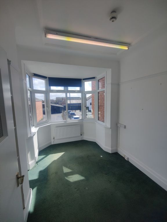 Property photo 1 of 4