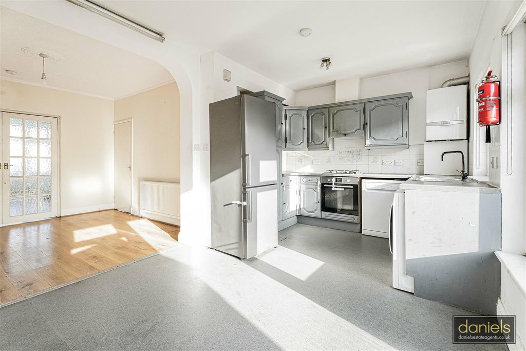 Property photo 3 of 13 21_74567_Watermarked.Jpg