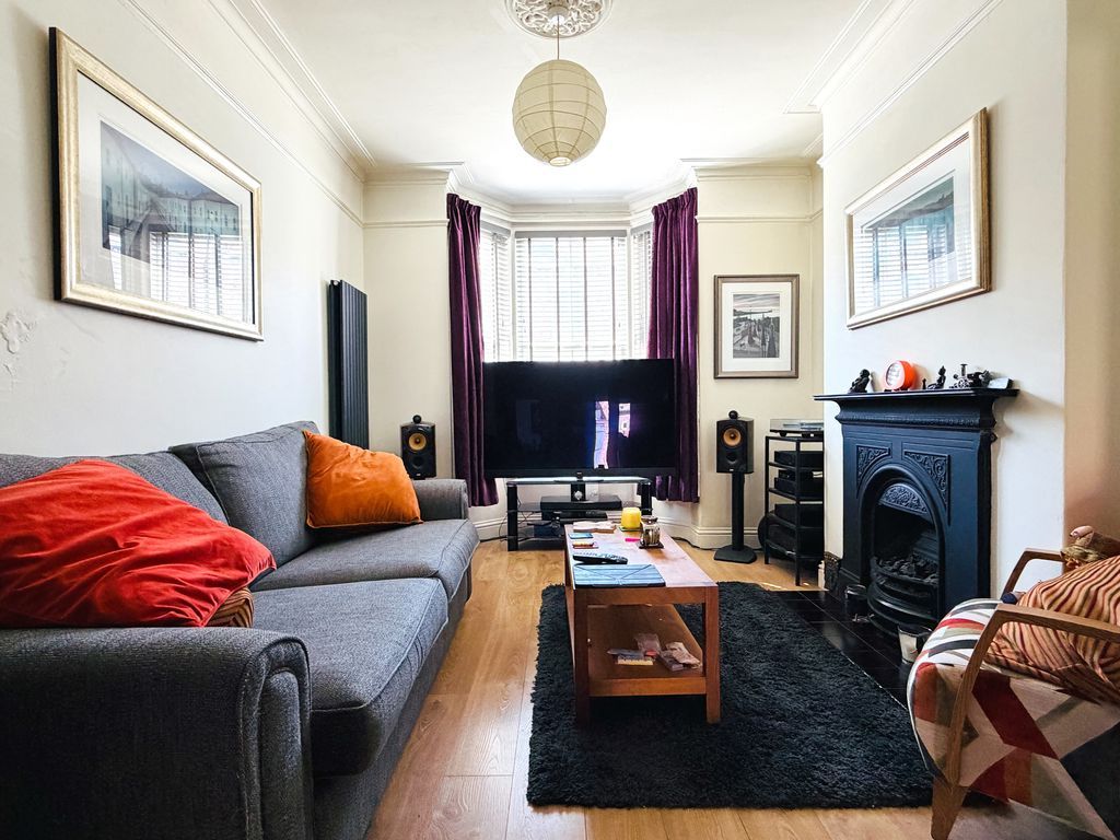 Property photo 2 of 27 Photo 23