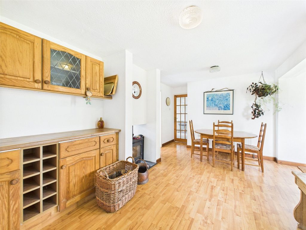 Property photo 2 of 16 Picture No. 05