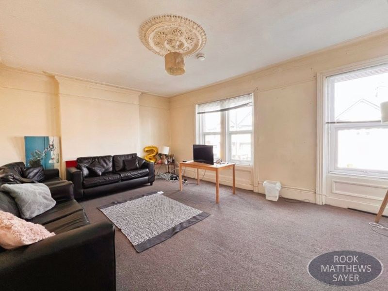 Property photo 2 of 11 Photo 2