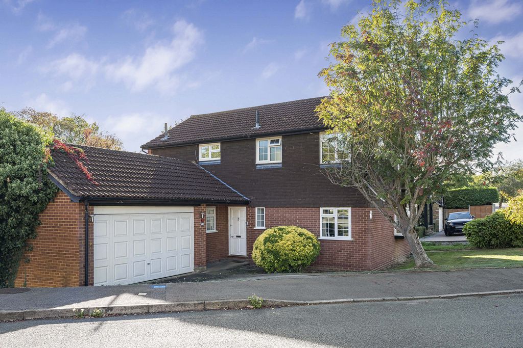 Property photo 1 of 23