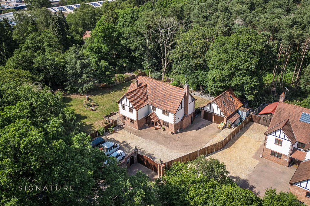 Property photo 1 of 25