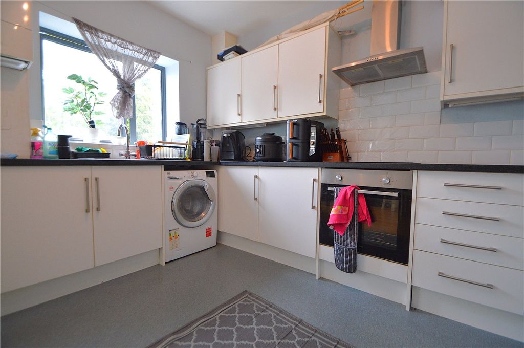 Property photo 1 of 10 Picture No. 09