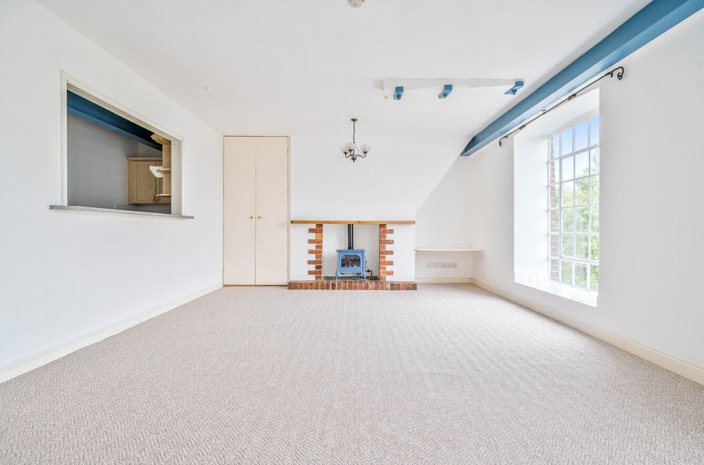 Property photo 3 of 9 Open Plan Living