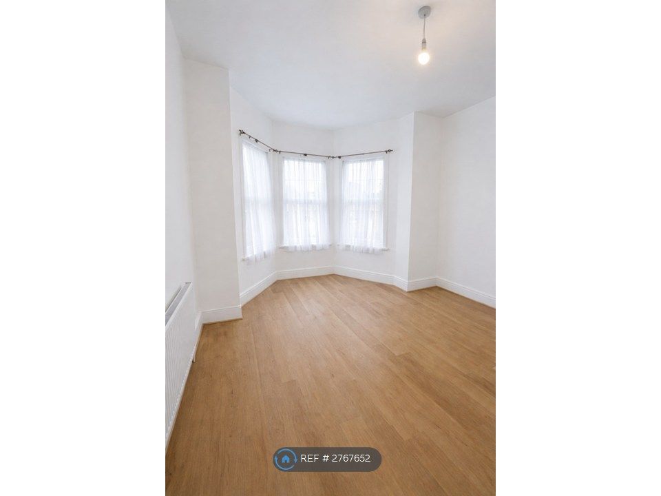 Property photo 1 of 15 Front Reception