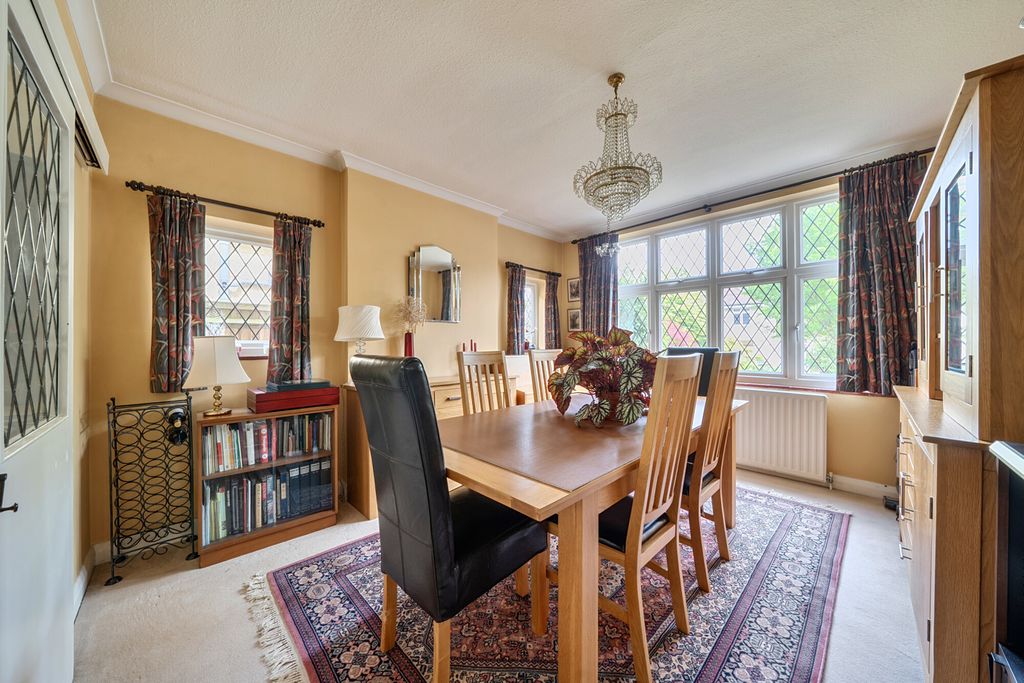 Property photo 3 of 22 1458110-19-6A05d0...