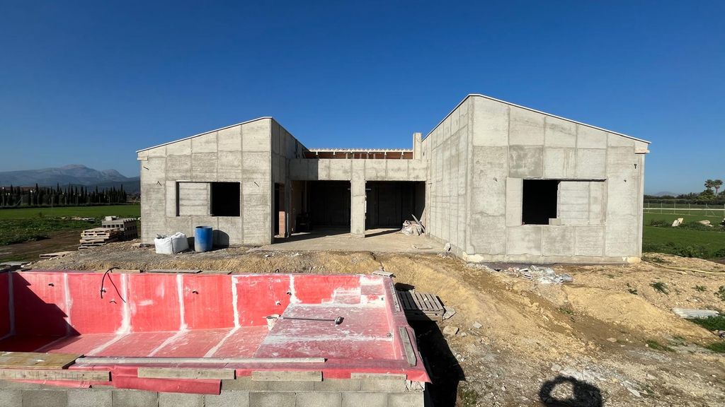 Property photo 2 of 20 01.Jpg