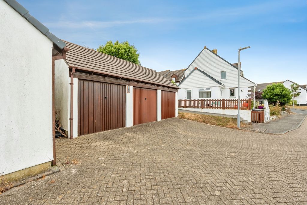 Property photo 2 of 19 Pbox-Img.Jpg