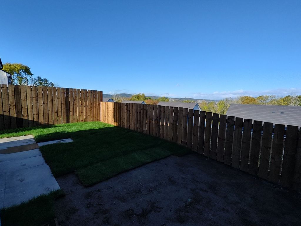 Property photo 2 of 3