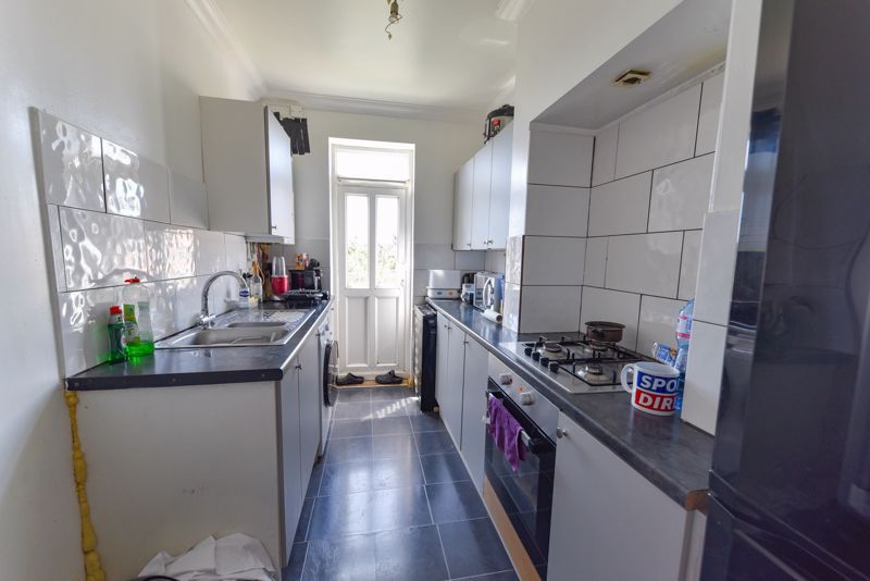 Property photo 3 of 8 Photo 7