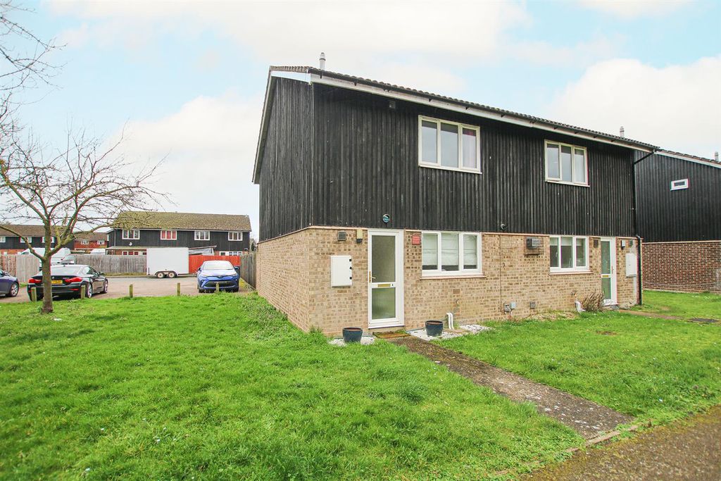 Property photo 1 of 9 Img_8769 Fnt.Jpg