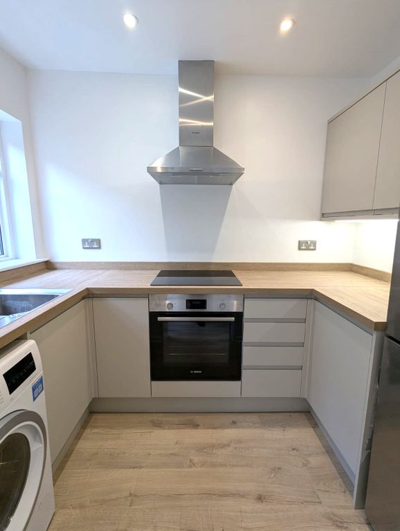 Property photo 3 of 10 8329E8Ad-Fb7A-4F64-B845-8A0d5Ccf48E1