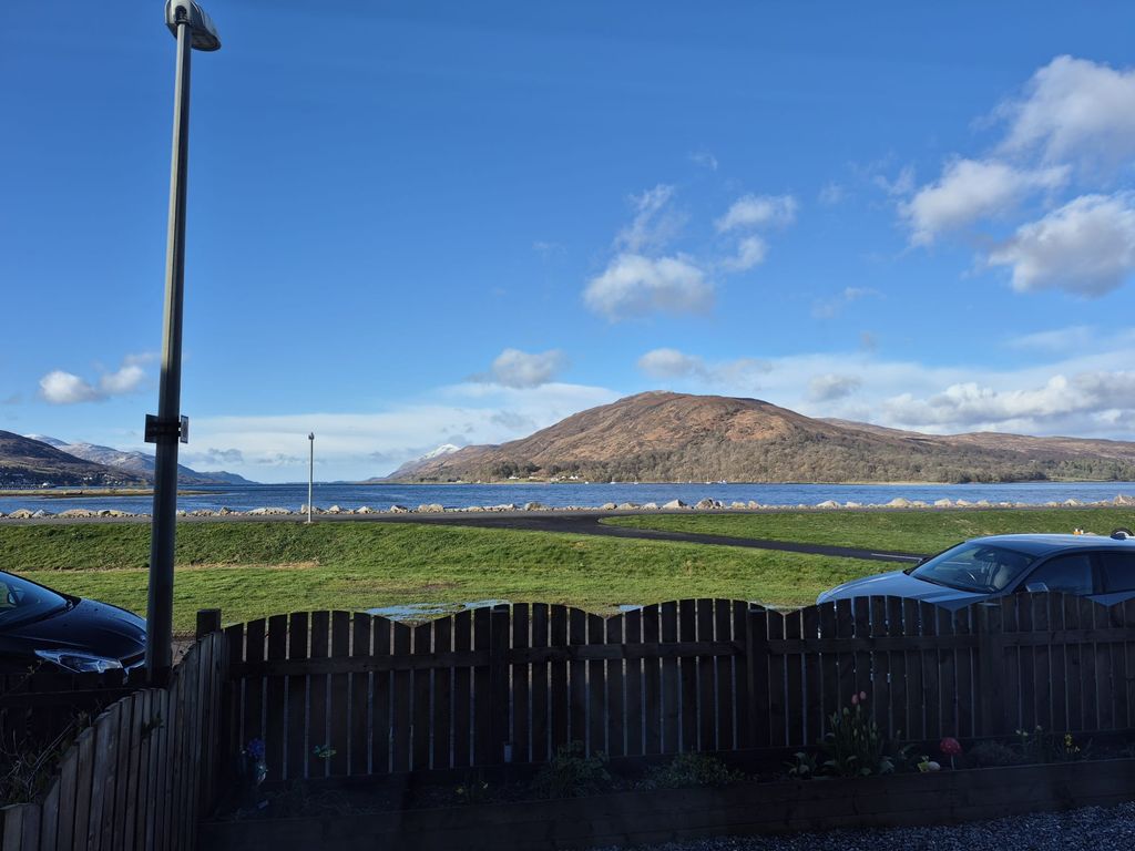 Property photo 3 of 39