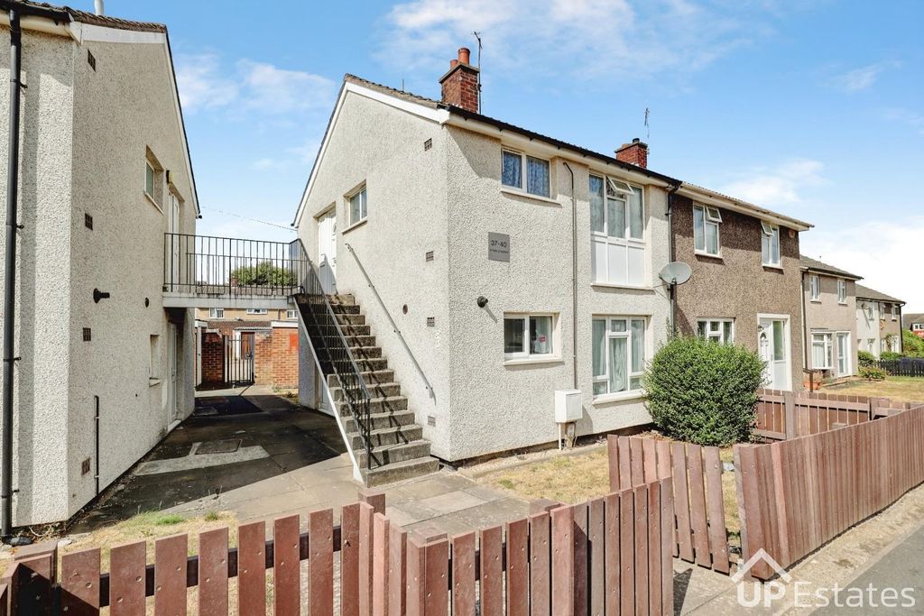 Property photo 1 of 8