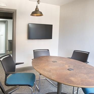 Property photo 3 of 5 Serviced Office, Market Square, Aylesbury, Berks -