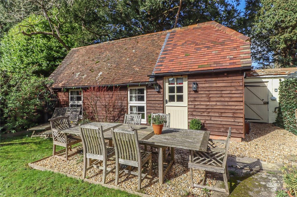 Property photo 2 of 26 Picture No. 22