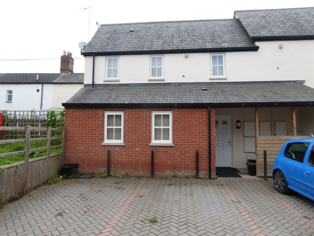 Property photo 1 of 7 Front