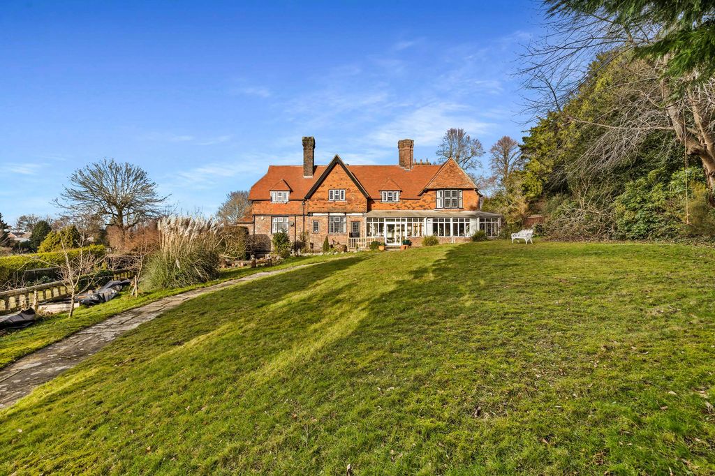 Property photo 1 of 32 Garden