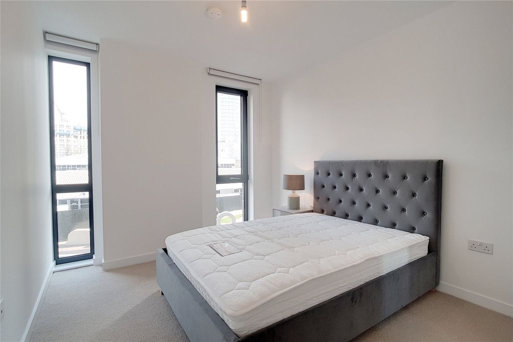 Property photo 3 of 13 Picture No. 41