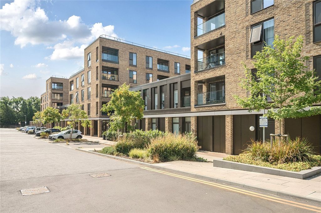 Property photo 1 of 17 Picture No. 03